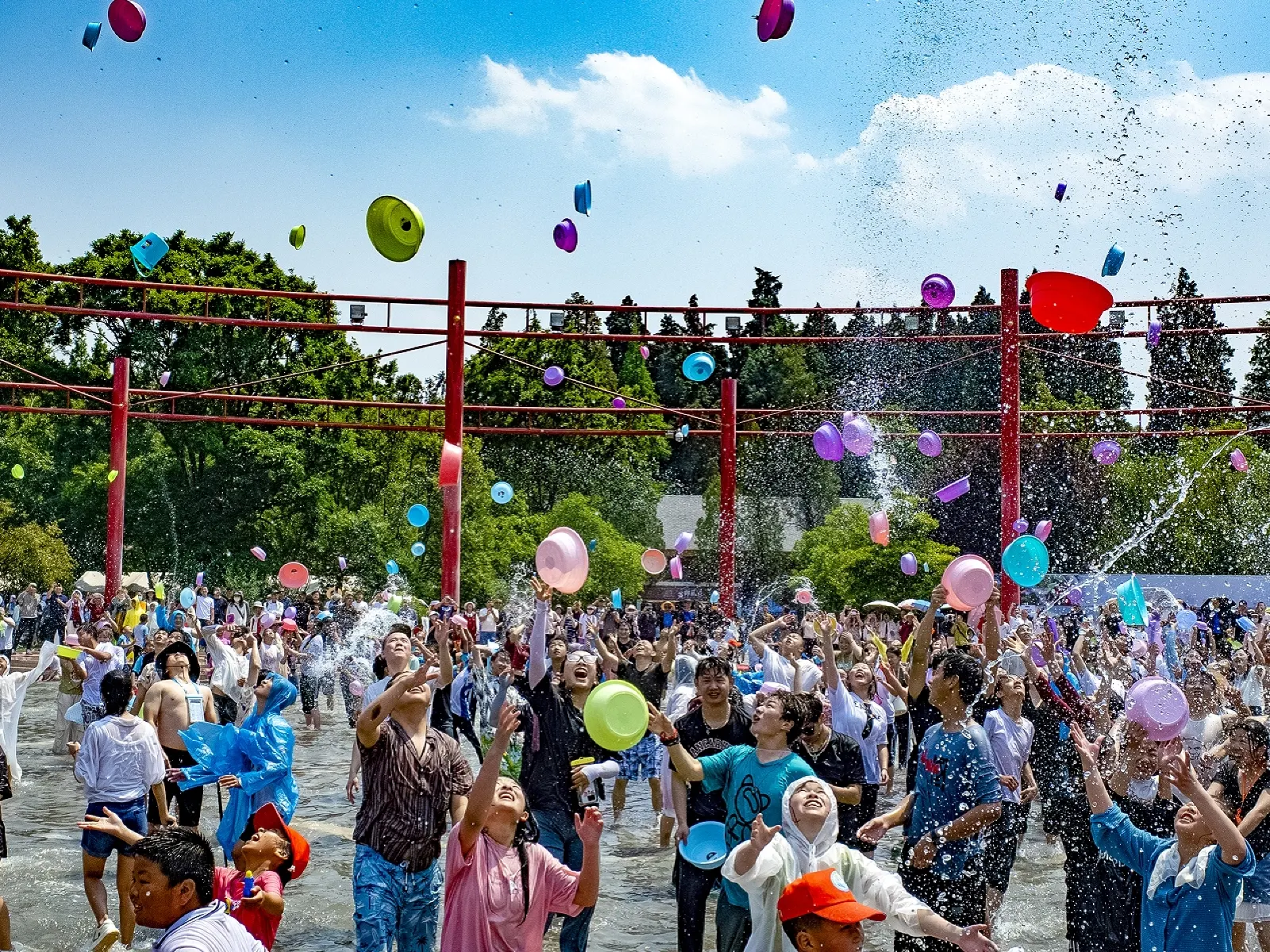 1lo0312000dt5w2l348AF_C_1600_1200.webp