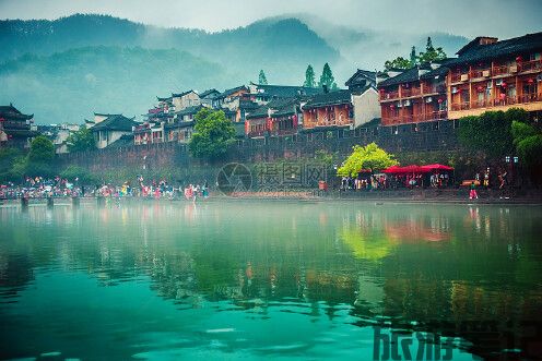 暑期广西特种兵之旅:从凤凰古镇到海边的赶海之行